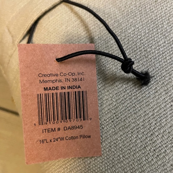 Creative Co-Op Brand-New with tags Accent Pillows - Picture 2 of 4